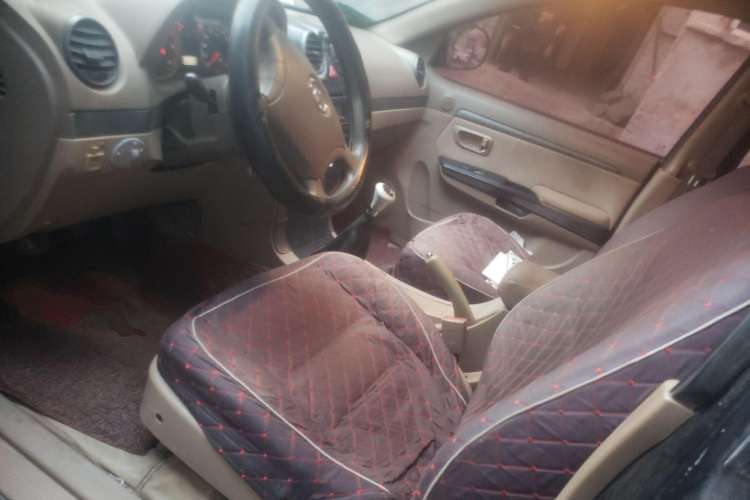 Used Haval H3 2010 Leading Edition 2.5 TCI Two-Wheel Drive Comfort Model Left Front Seat