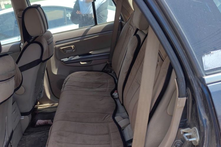 Used Haval H3 2010 Leading Edition 2.5 TCI Two-Wheel Drive Comfort Model Left Rear Seat