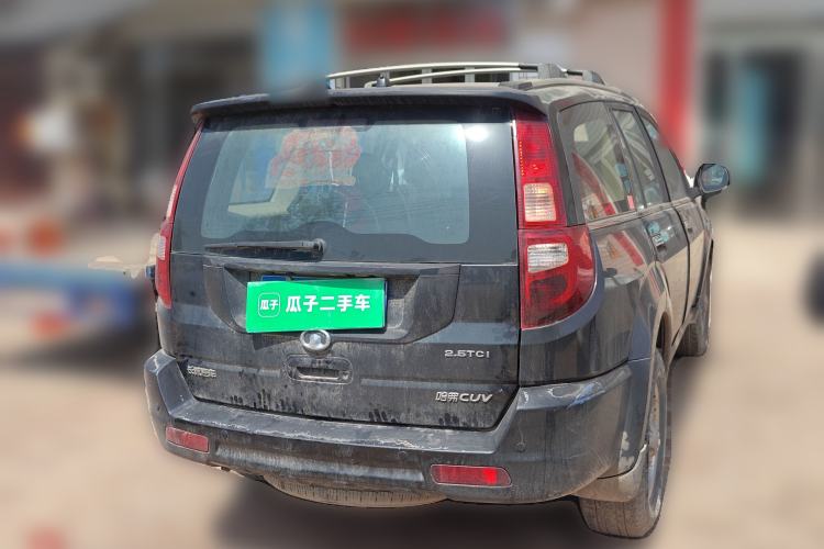 Used Haval H3 2010 Leading Edition 2.5 TCI Two-Wheel Drive Comfort Model Rear Right 45 Deg
