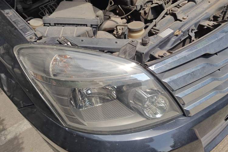 Used Haval H3 2010 Ruiyi Edition 2.0L Elite Model Right Front Headlight