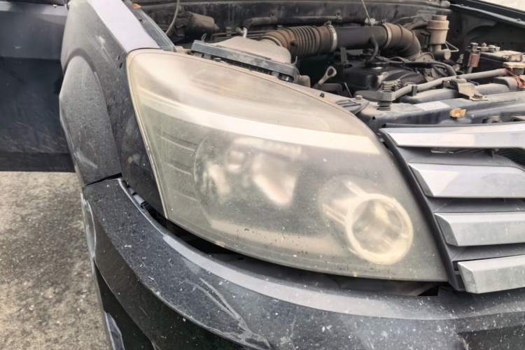 Used Haval H3 2010 Ruiyi Edition 2.0L Luxury Model Right Front Headlight