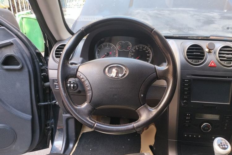 Used Haval H3 2010 Leading Edition 2.4L Four-Wheel Drive Luxury Model Steering Wheel