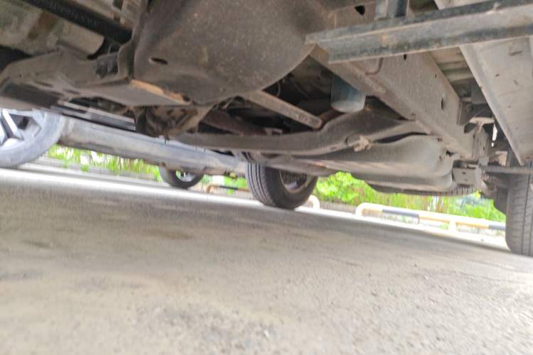 Used Haval H3 2010 Leading Edition 2.5 TCI Four-Wheel-Drive Ultra-Luxury Model Chassis Front Left