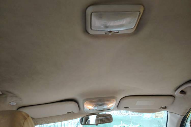 Used Haval H3 2010 Leading Edition 2.5 TCI Four-Wheel-Drive Luxury Model Headliner