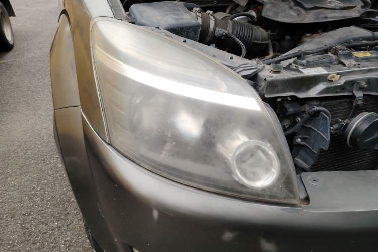 Used Haval H3 2010 Leading Edition 2.5 TCI Four-Wheel-Drive Luxury Model Right Front Headlight