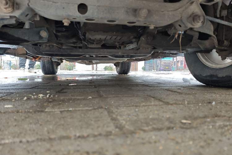 Used Haval H3 2012 2.5 TCI Two-Wheel-Drive Champion Edition Chassis Front