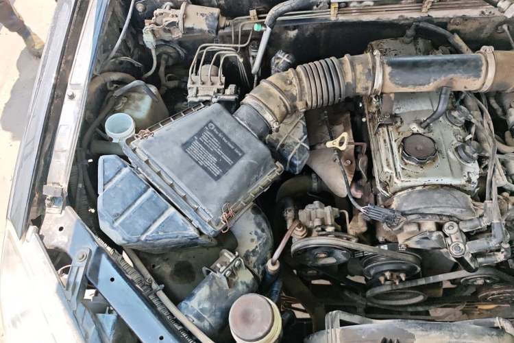 Used Haval H3 2012 Ruiyi Edition 2.0L Four-Wheel Drive Version Engine Bay Right