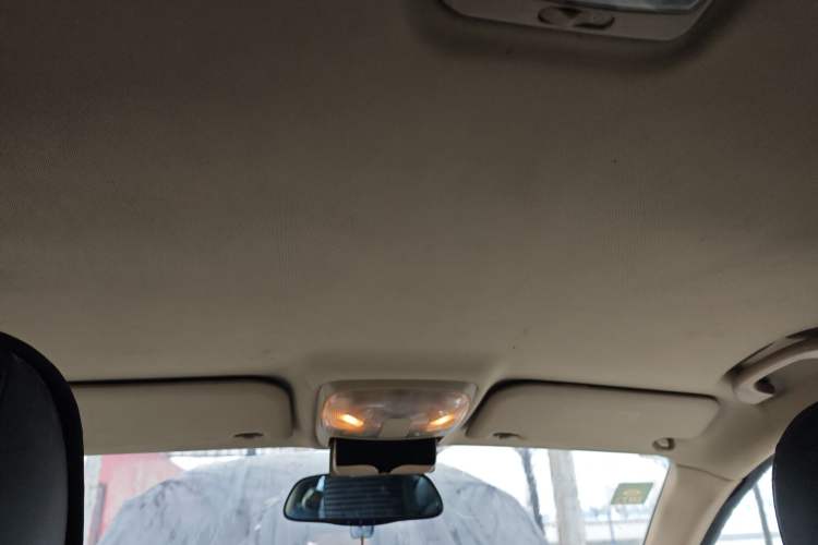 Used Haval H3 2012 2.5 TCI Two-Wheel-Drive Champion Edition Headliner