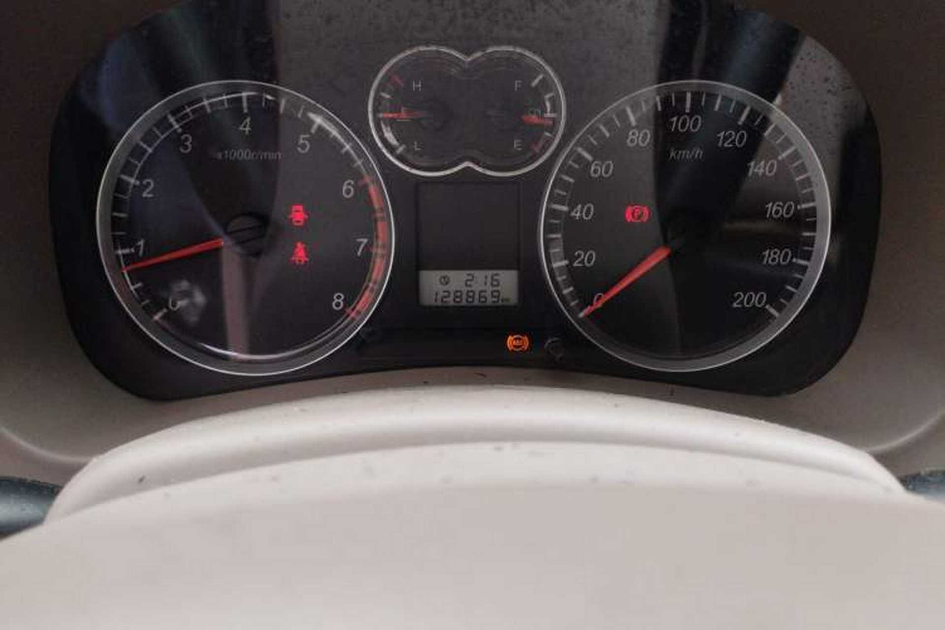 Used Haval H3 2012 Ruiyi Edition 2.0L Luxury Model Odometer Close Up