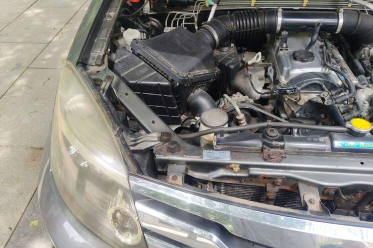 Used Haval H3 2012 Ruiyi Edition 2.0L Navigation Version Engine Bay Right