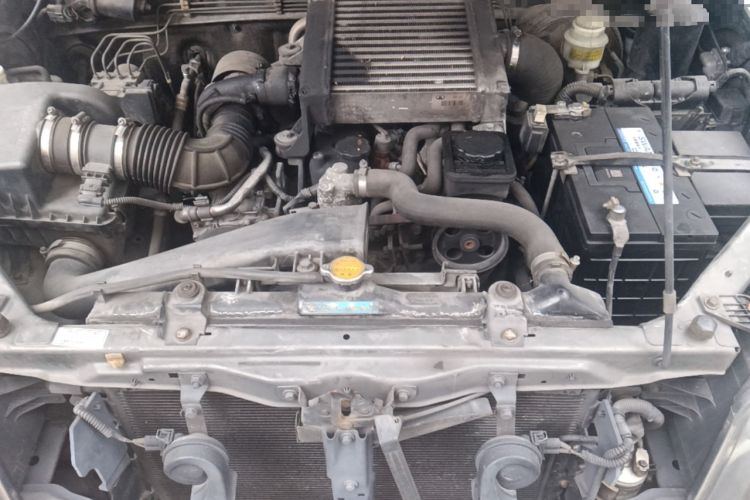 Used Haval H3 2012 2.5 TCI Two-Wheel-Drive Champion Edition Engine Bay