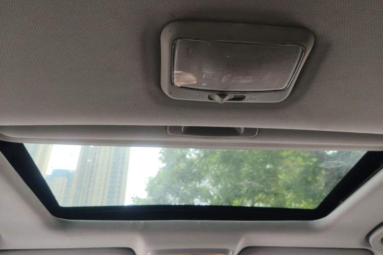 Used Haval H3 2012 Ruiyi Edition 2.0L Navigation Version Headliner