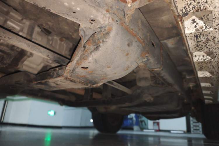Used Haval H3 2012 2.5 TCI Two-Wheel-Drive Champion Edition Chassis Front Left