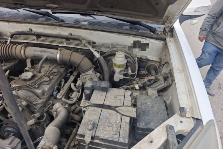 Used Haval H3 2012 Ruiyi Edition 2.0L Luxury Model Engine Bay Left