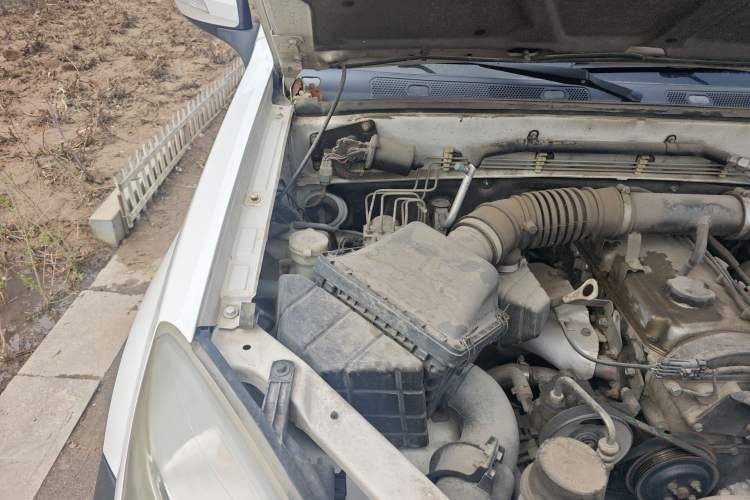 Used Haval H3 2012 Ruiyi Edition 2.0L Luxury Model Engine Bay Right