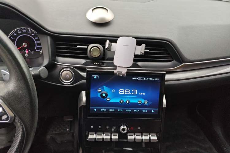 Used Haval H4 2018 Red-Label 1.5 GDIT DCT Fashion Edition Audio And AC Panel