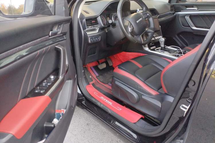 Used Haval H4 2018 Red-Label 1.5 GDIT DCT Fashion Edition Driver Seat