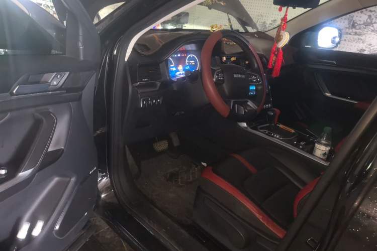 Used Haval H4 2018 Red-Label 1.5 GDIT DCT Fashion Edition Driver Seat