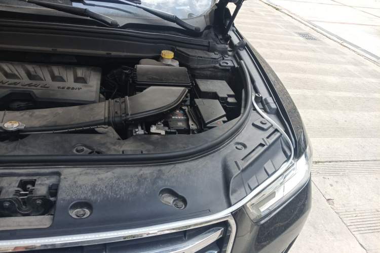Used Haval H4 2018 Red-Label 1.5 GDIT DCT Fashion Edition Engine Bay Left