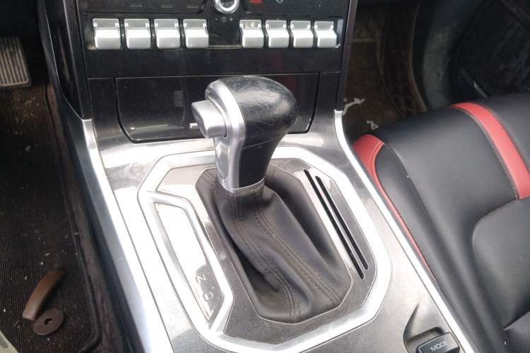 Used Haval H4 2018 Blue Label 1.5 GDIT DCT Fashion Edition Gear Lever