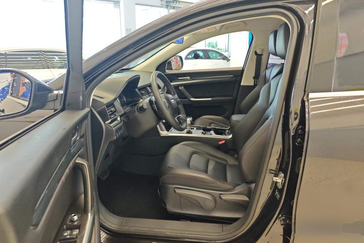 Used Haval H4 2018 Blue Label 1.3 GDIT DCT Fashion Edition Left Front Seat