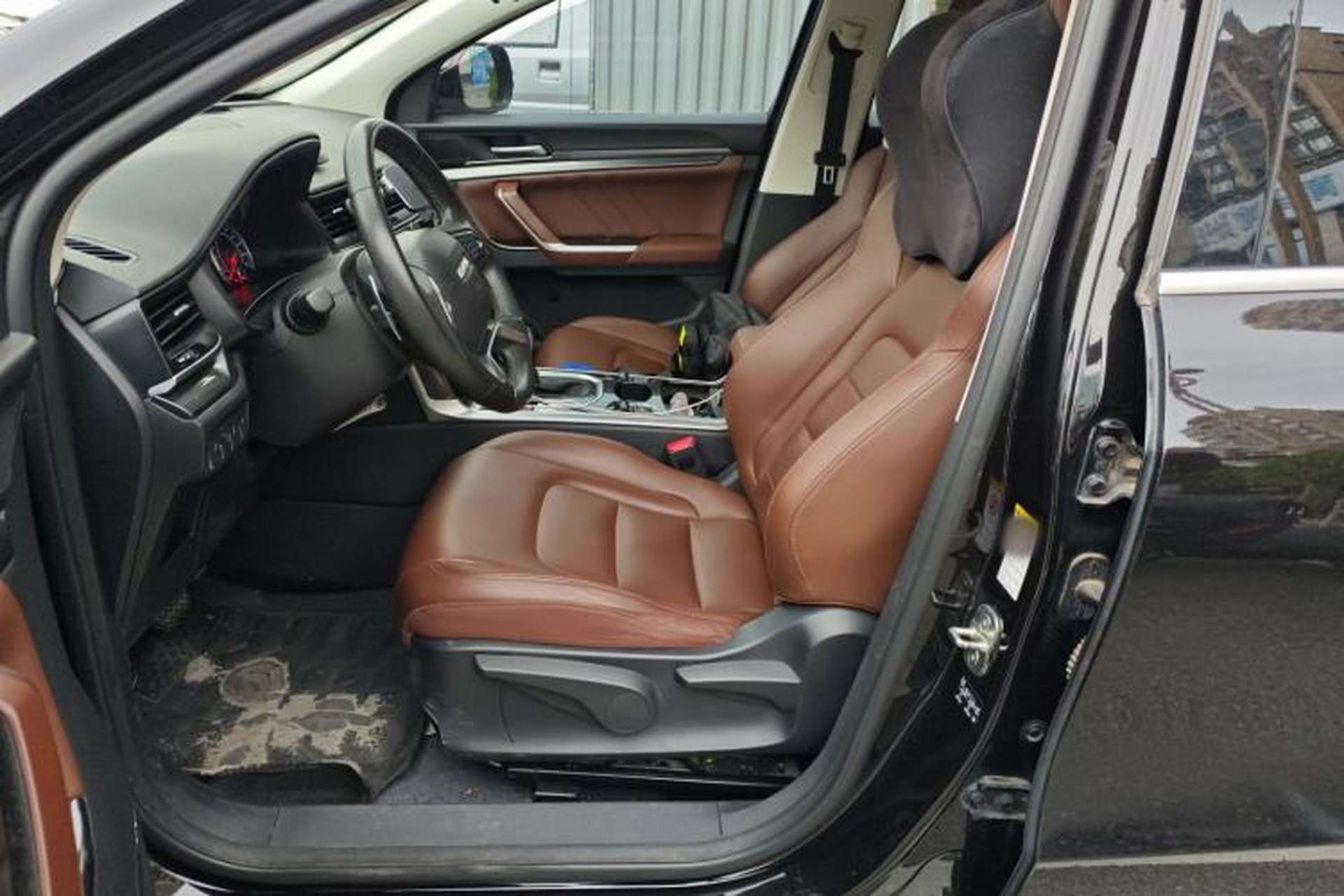Used Haval H4 2018 Red-Label 1.5 GDIT DCT Fashion Edition Left Front Seat