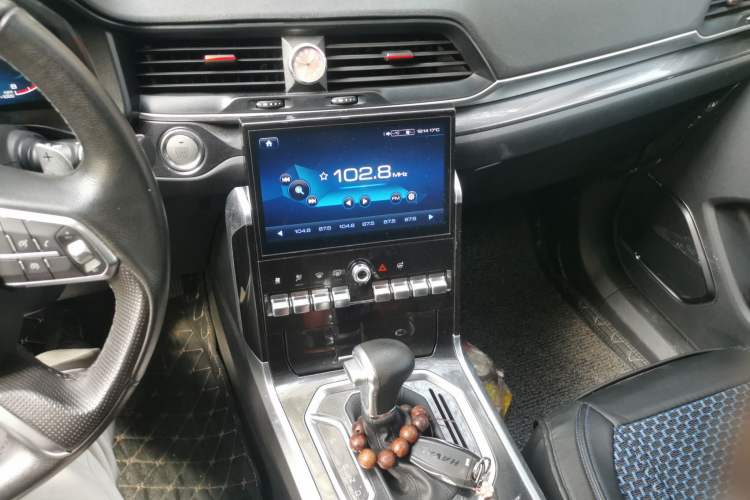 Used Haval H4 2018 Blue Label 1.5 GDIT DCT Fashion Edition Audio And AC Panel