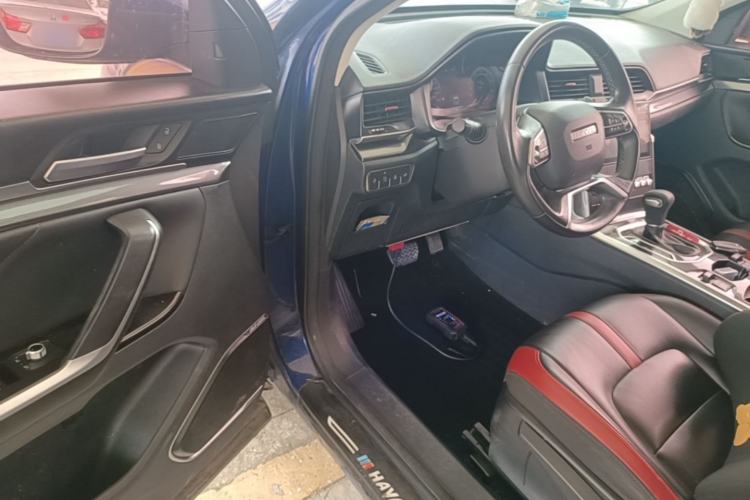 Used Haval H4 2018 Blue Label 1.5 GDIT DCT Fashion Edition Driver Seat