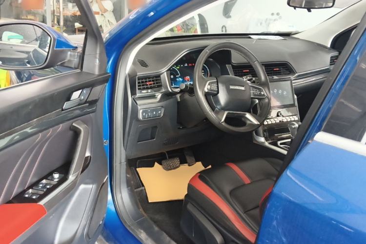 Used Haval H4 2018 Red-Label 1.5 GDIT DCT Fashion Edition Driver Seat