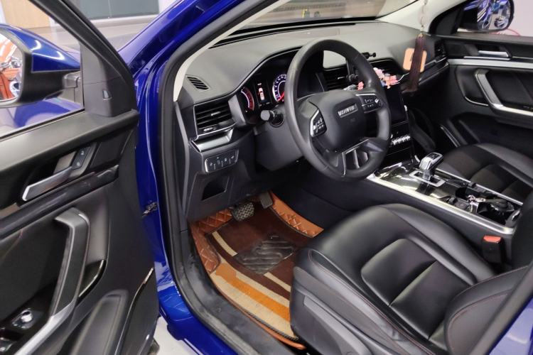 Used Haval H4 2018 Blue Label 1.3 GDIT DCT Fashion Edition Driver Seat