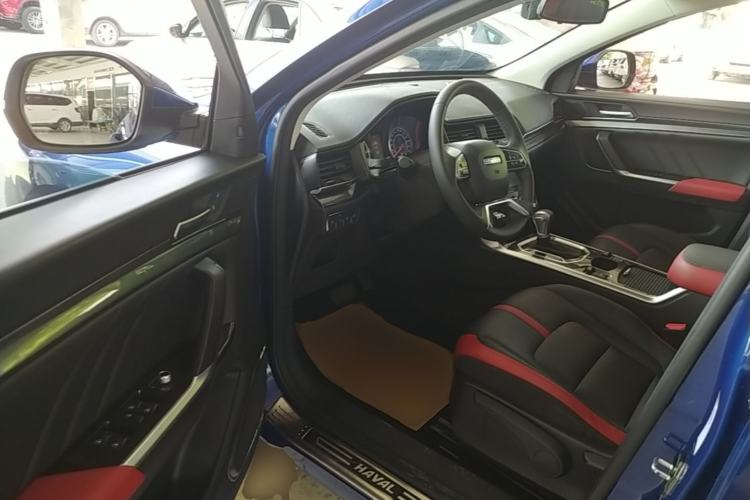 Used Haval H4 2018 Red-Label 1.5 GDIT DCT Fashion Edition Driver Seat