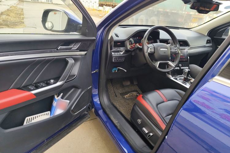 Used Haval H4 2018 Blue Label 1.5 GDIT DCT Fashion Edition Driver Seat