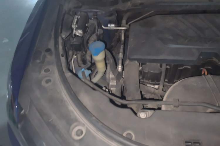 Used Haval H4 2018 Blue Label 1.5 GDIT DCT Fashion Edition Engine Bay Right