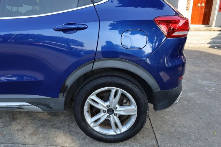 Used Haval H4 2018 Red-Label 1.5 GDIT DCT Fashion Edition Exterior 10