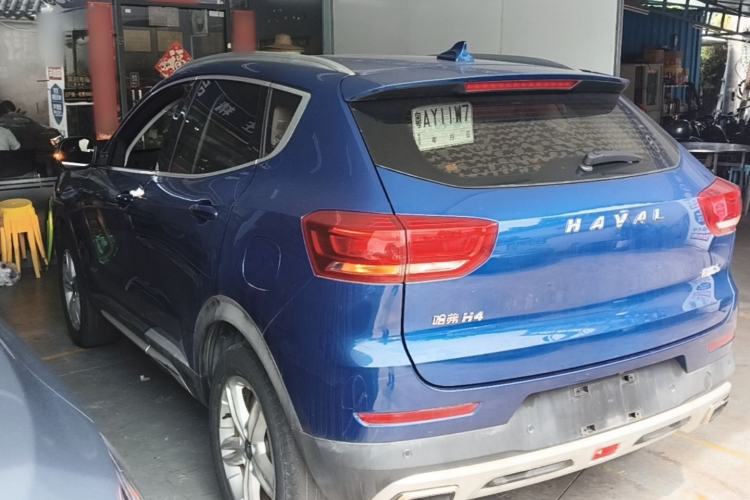 Used Haval H4 2018 Red-Label 1.5 GDIT DCT Fashion Edition Exterior 2