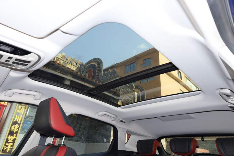 Used Haval H4 2018 Red-Label 1.5 GDIT DCT Fashion Edition Headliner