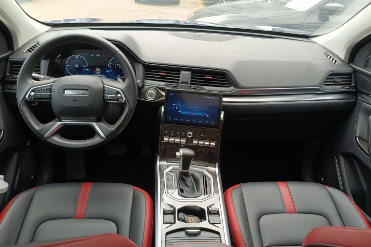 Used Haval H4 2018 Blue Label 1.5 GDIT DCT Fashion Edition Interior 2