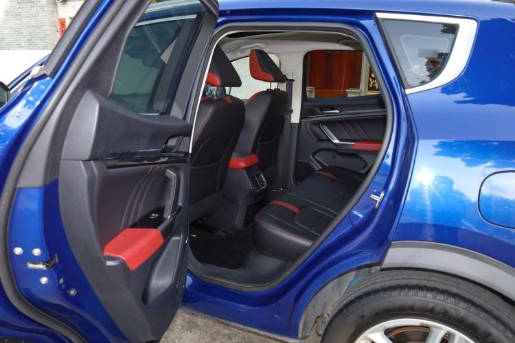 Used Haval H4 2018 Red-Label 1.5 GDIT DCT Fashion Edition Interior 3