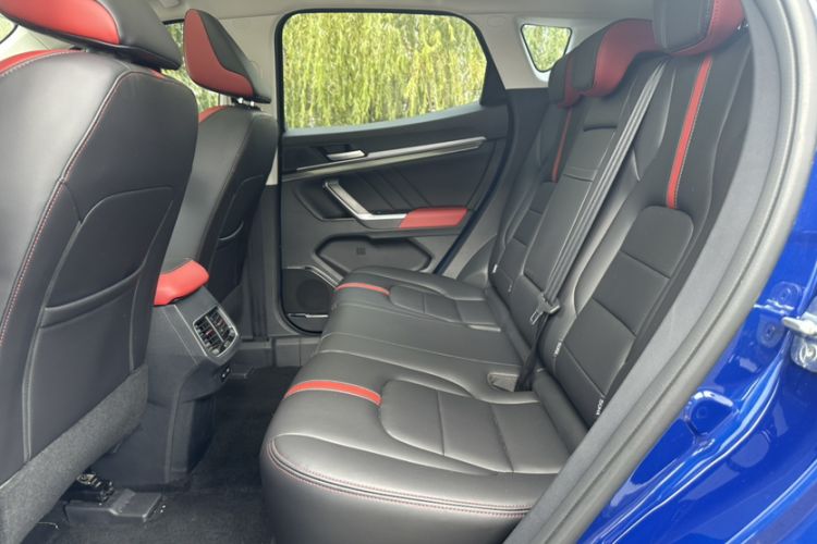 Used Haval H4 2018 Blue Label 1.5 GDIT DCT Fashion Edition Interior 5
