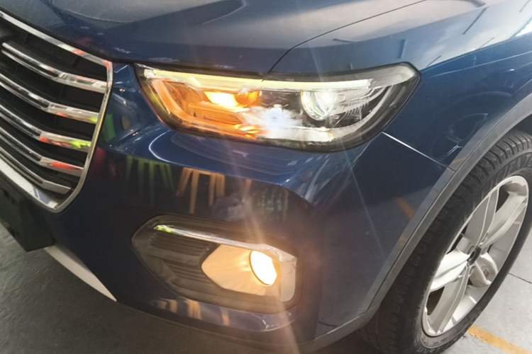 Used Haval H4 2018 Red-Label 1.5 GDIT DCT Fashion Edition Left Front Headlight