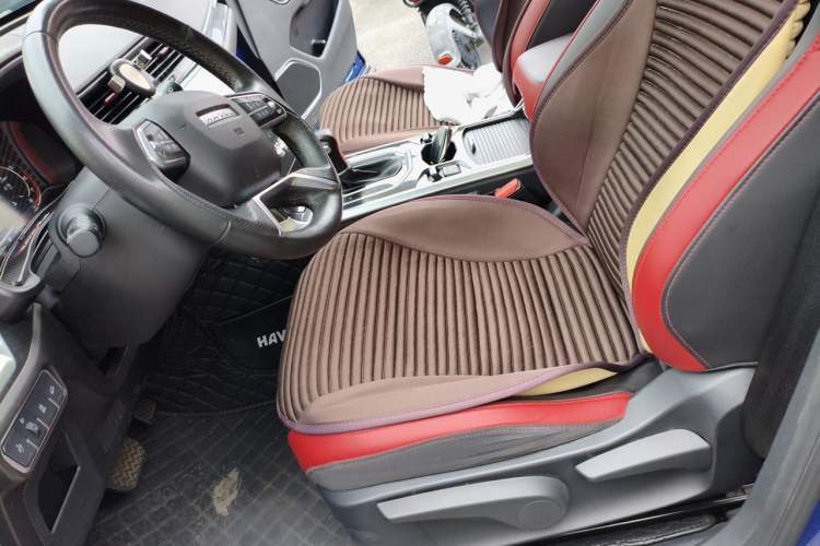 Used Haval H4 2018 Red-Label 1.5 GDIT DCT Fashion Edition Left Front Seat