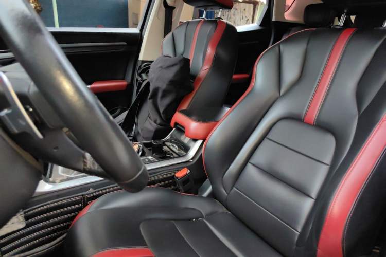 Used Haval H4 2018 Red-Label 1.5 GDIT DCT Fashion Edition Left Front Seat