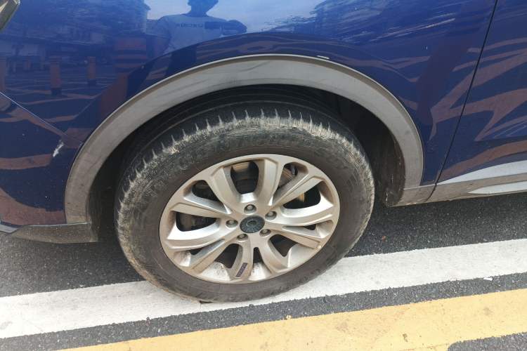 Used Haval H4 2018 Blue Label 1.5 GDIT DCT Fashion Edition Left Front Wheel Hub