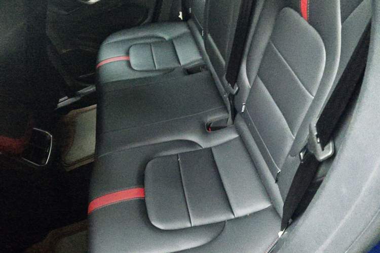 Used Haval H4 2018 Red-Label 1.5 GDIT DCT Fashion Edition Left Rear Seat