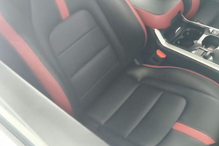 Used Haval H4 2018 Red-Label 1.5 GDIT DCT Fashion Edition Right Front Seat