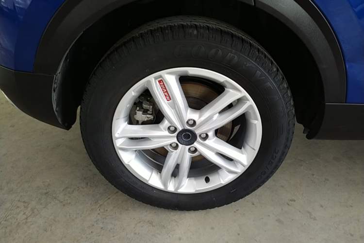 Used Haval H4 2018 Red-Label 1.5 GDIT DCT Fashion Edition Right Rear Wheel Hub
