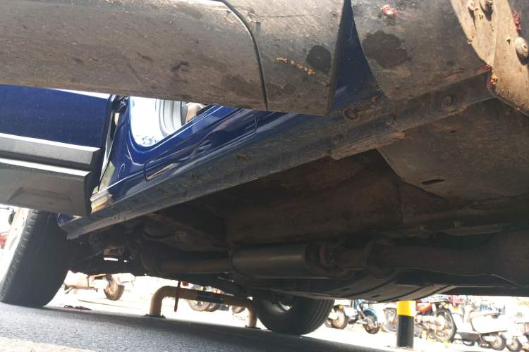 Used Haval H4 2018 Blue Label 1.5 GDIT DCT Fashion Edition Right Side Sill