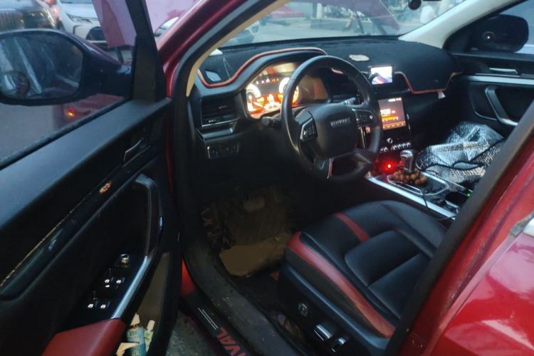 Used Haval H4 2018 Red-Label 1.5 GDIT DCT Fashion Edition Driver Seat