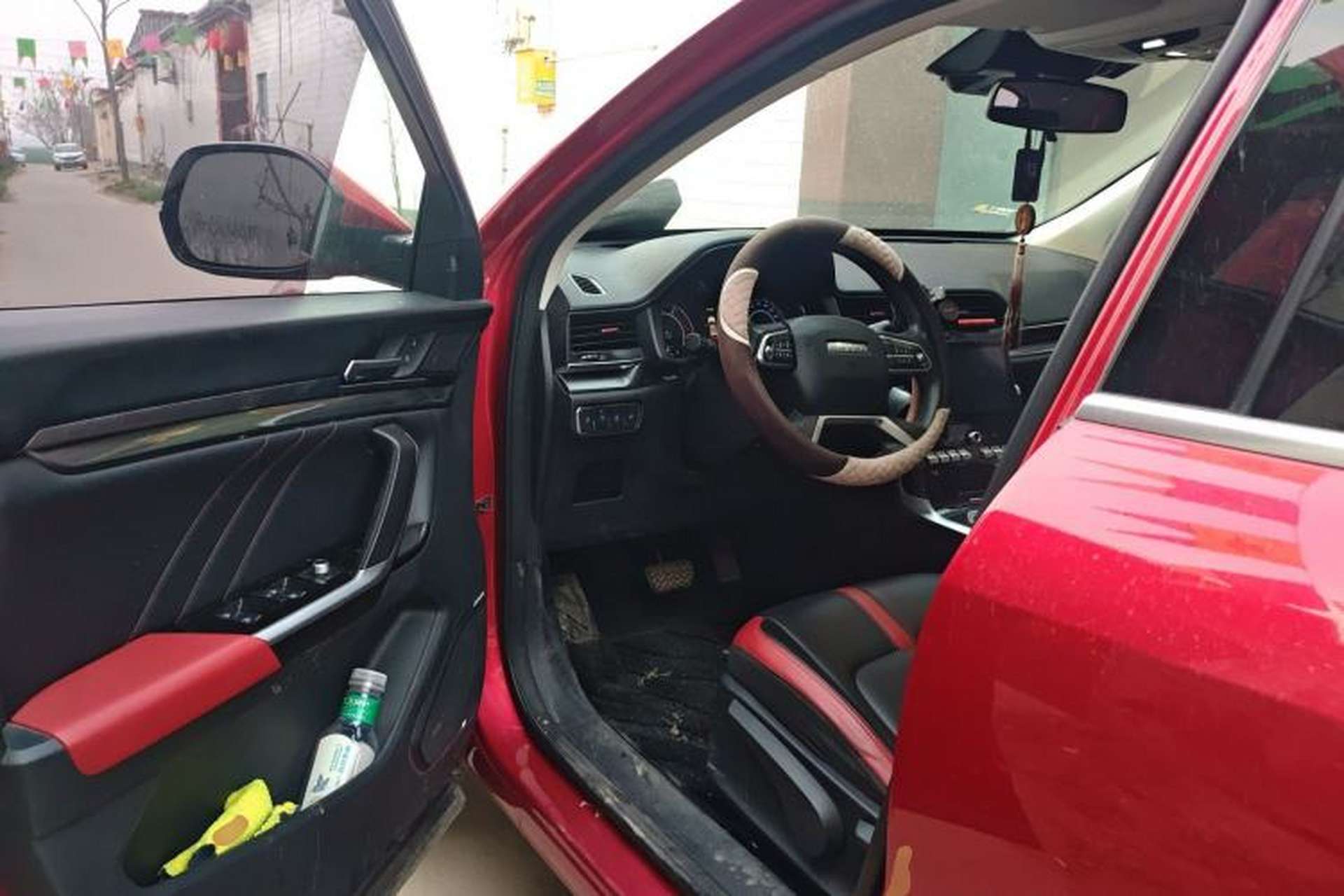 Used Haval H4 2018 Red-Label 1.5 GDIT DCT Fashion Edition Driver Seat