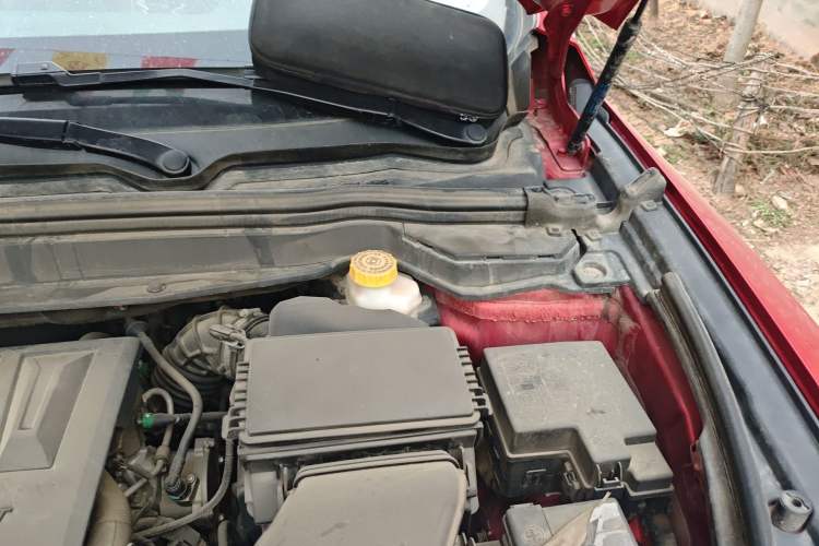 Used Haval H4 2018 Red-Label 1.5 GDIT DCT Fashion Edition Engine Bay Left